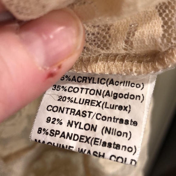 Phopsody Top with Floral Lace Detail - Picture 6 of 11